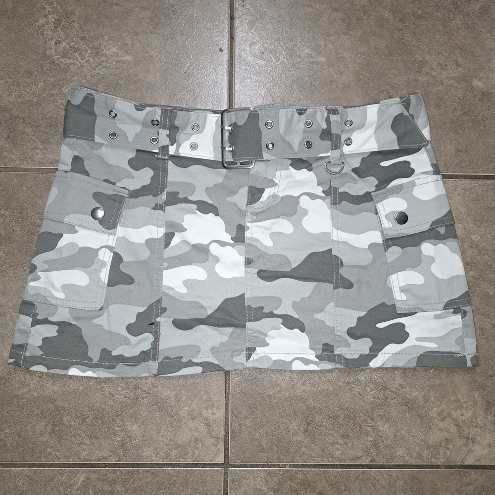 Refuge Gray Camouflage Mini Skirt